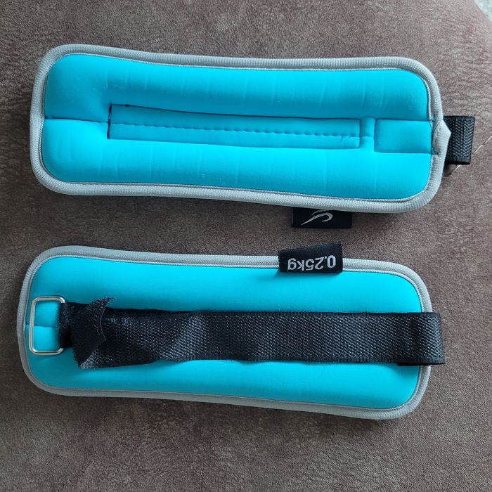 Продам утяжелители по 0,25кг