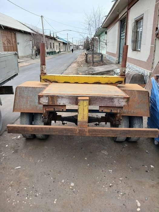 Прицеп сотилади.