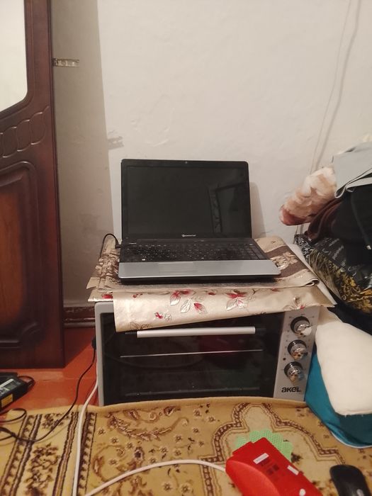 Ноутбук новый ага