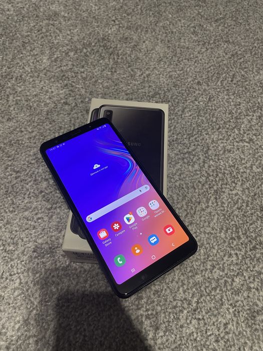 Телефон Samsung A7
