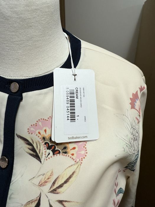 Жилекта Ted Baker, размер С