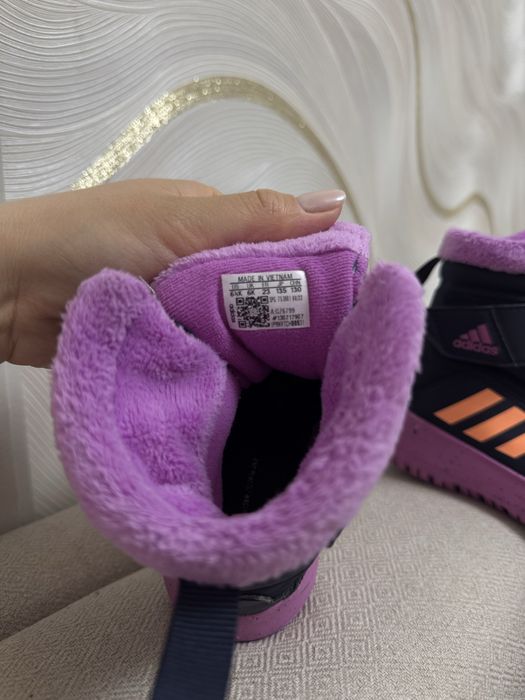 Ботинки зимние для девочки adidas