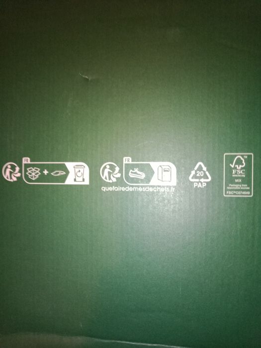 Lacoste pentru bărbați, originali și nou-nouti.