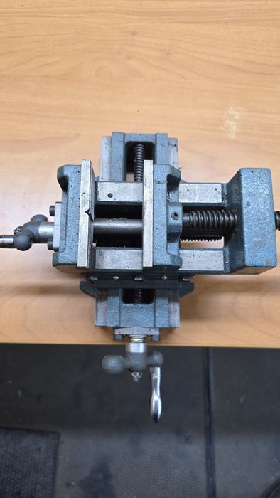 Тиски станочные.