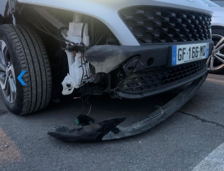Vand hyndai kona 1,6 hibrid usor avariata