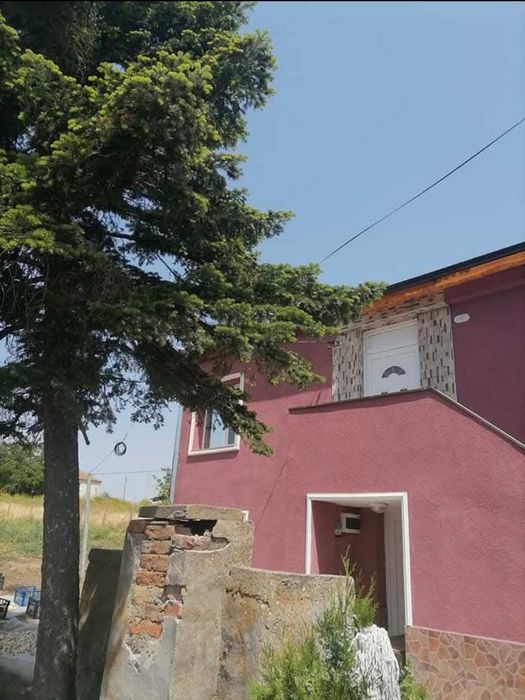 Продава се Къща в Карнобат - 120 кв.м за 141 €/кв.м - Снимка #1