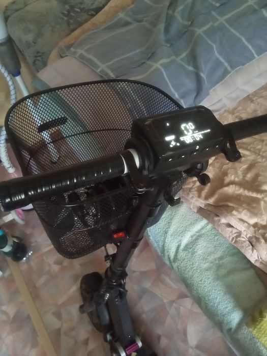 Продам электро самокат...