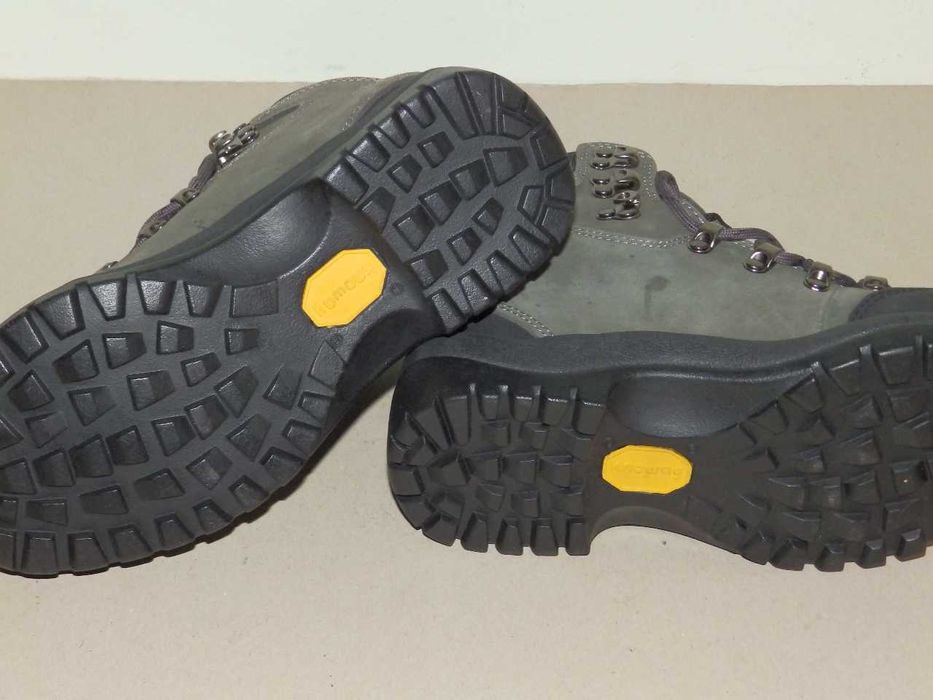 Детски туристически обувки, боти