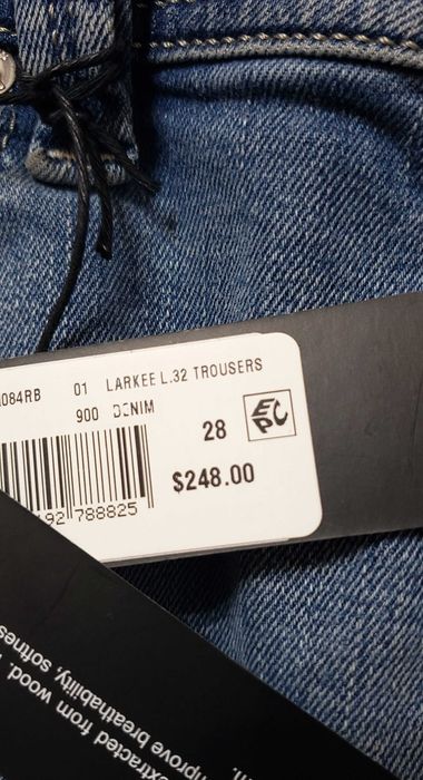 Нови оригинални мъжки дънки DIESEL