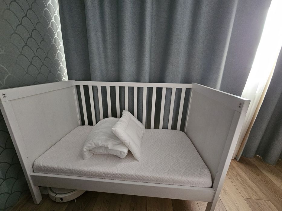 Pătuț copil Ikea Sundvik plus accesorii
