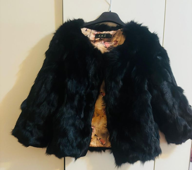 Jacheta scurtă din blană!