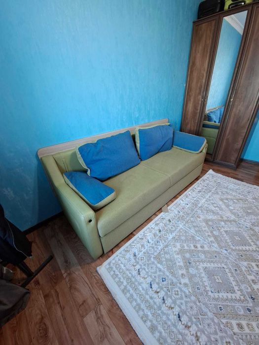Продам диван в хорошем состоянии