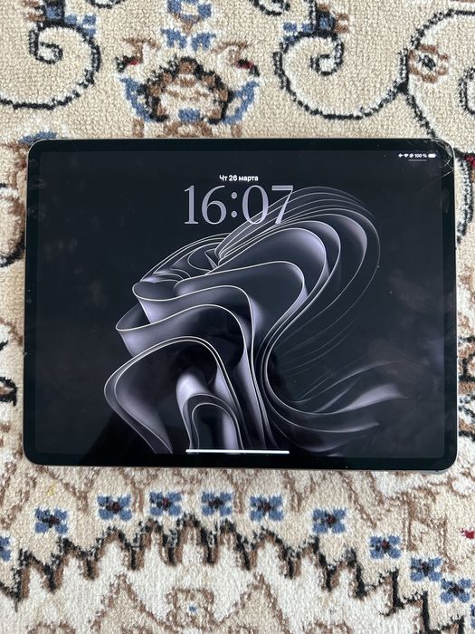 Ipad pro 12.9 512gb M1