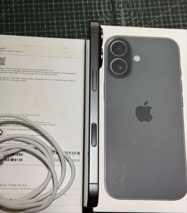 iPhone 17 256GB Black