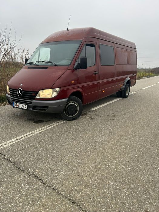 Mercedes Benz sprinter 413