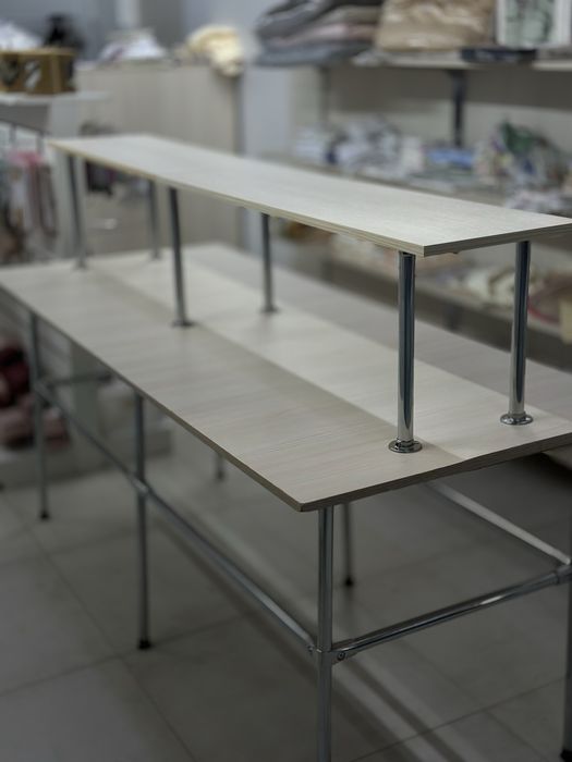 Стол для одежд новорожденных