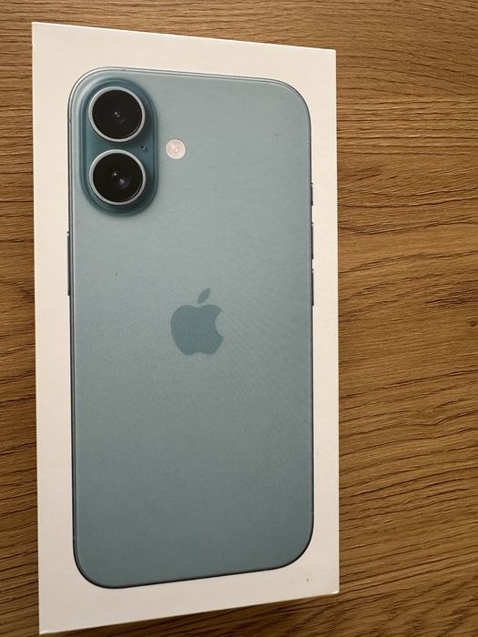 iPhone 16 нов -син цвят