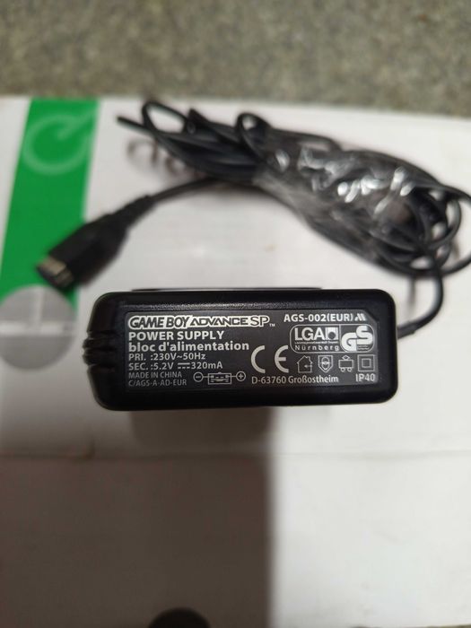 Încărcător Nintendo