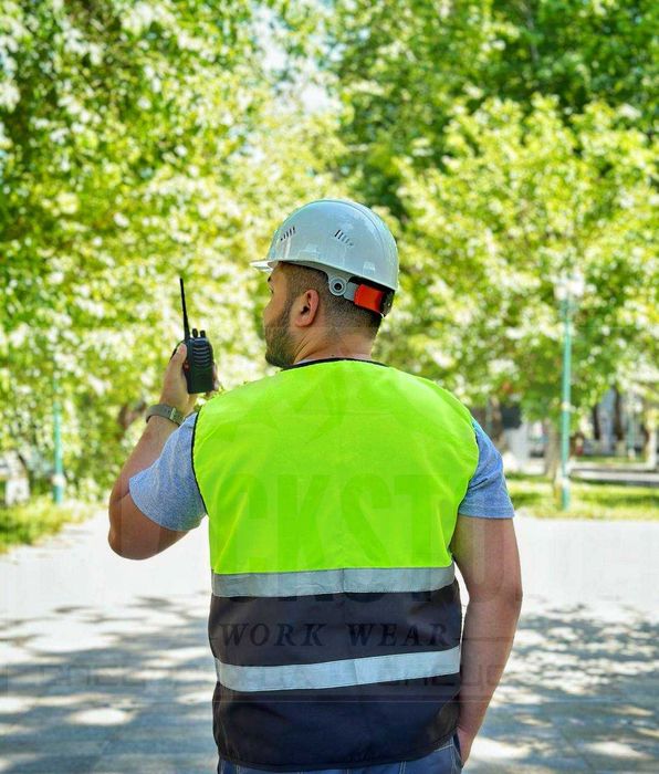 Спецодежда жилетка для ИТР состава, рабочих, строителей