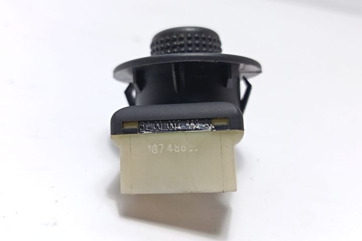Buton reglaj oglinzi 8200002442A Renault Scenic a 2-a generatie