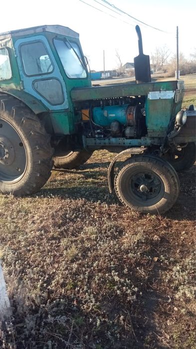 Продам трактор и прицеп