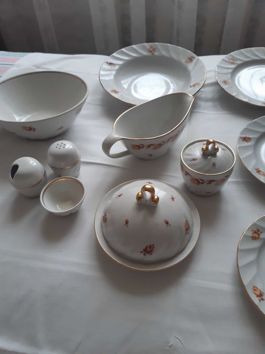 Столовый сервиз на 6 персон, новый, Россия