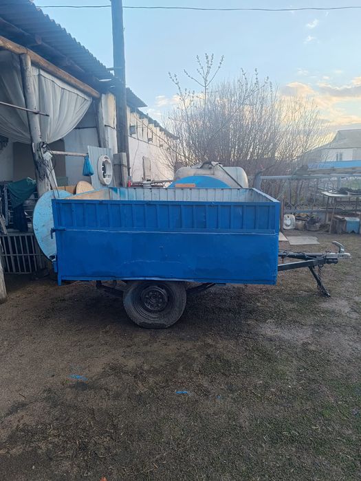 Прицеп автомобильный