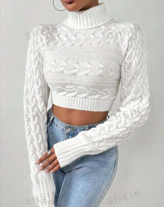 Дамски зимен пуловер