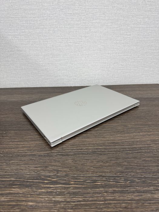8-Ядерный HP Pavilion-15 Ryzen-3 13th Gen 8gb Ram 256gb SSD 15.6 IPS!