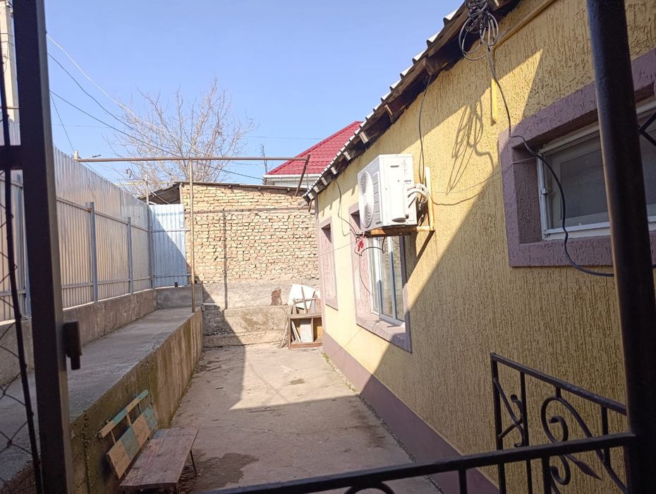 Частный дом в спокойном спальном районе