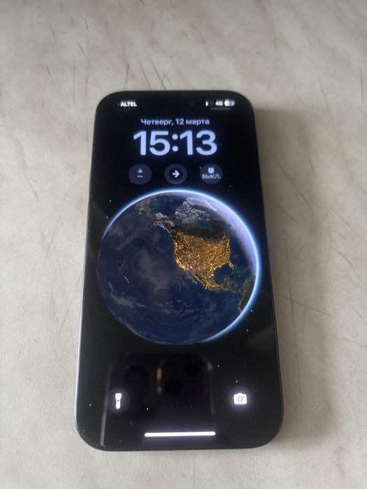 Продам айфон 15