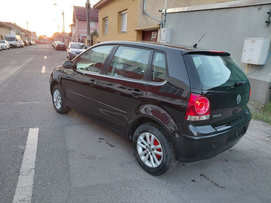 VOLKSWAGEN Polo 2009 — imagine 3