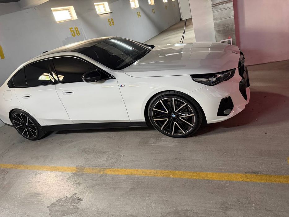 BMW 530i xDrive 2024