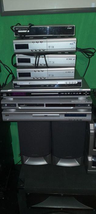 Boxe si basi cu Mixer mackie ca nou de vanzare si boxe platane statie