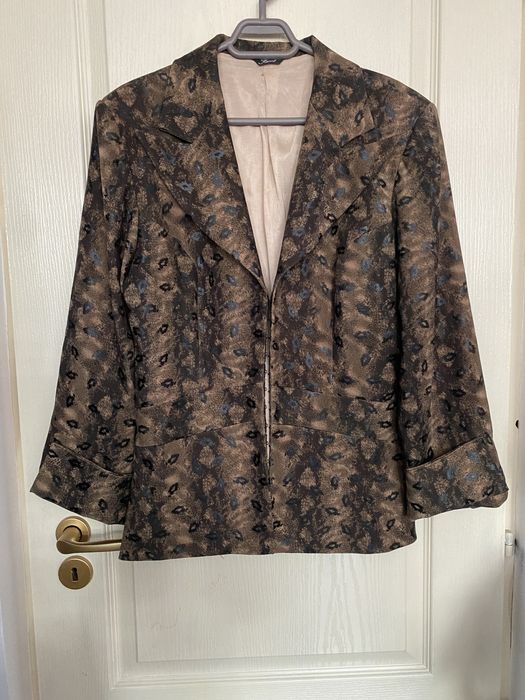 Sacouri de damă diverse mărimi