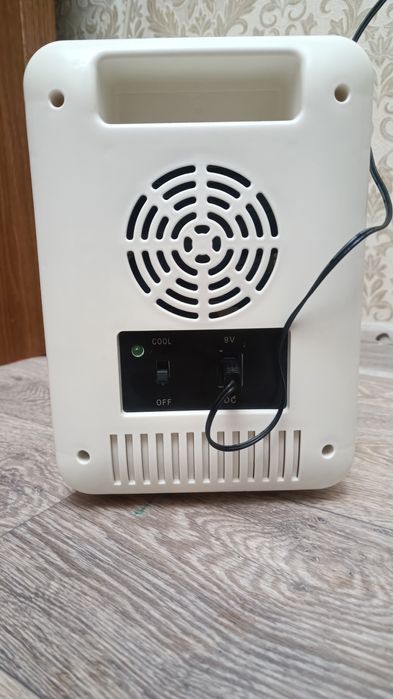 Холодильник для косметики