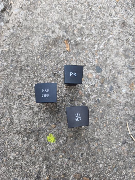Buton Vw Passat B6 frână/ avarii /set /esp off /senzori parcare/lumini
