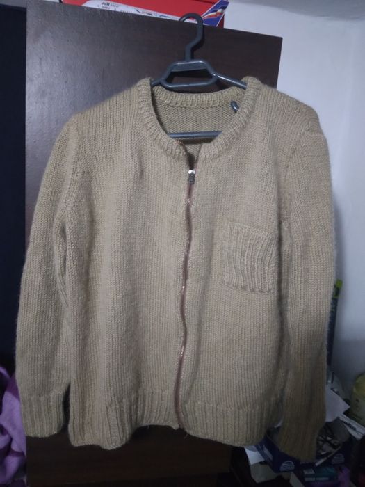 Pulover ieftin  30 de lei