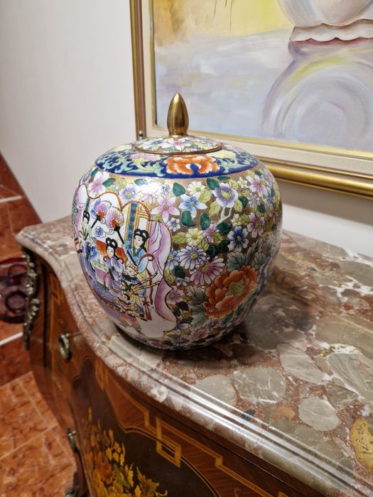 Прекрасна антикварна китайска порцеланова купа буркан Satsuma