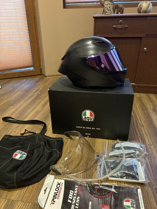 AGV GP RR Carbon