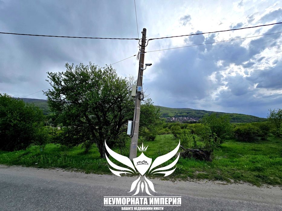 Продавам земя  4000кв.м. в село Гълъбово, първа линия