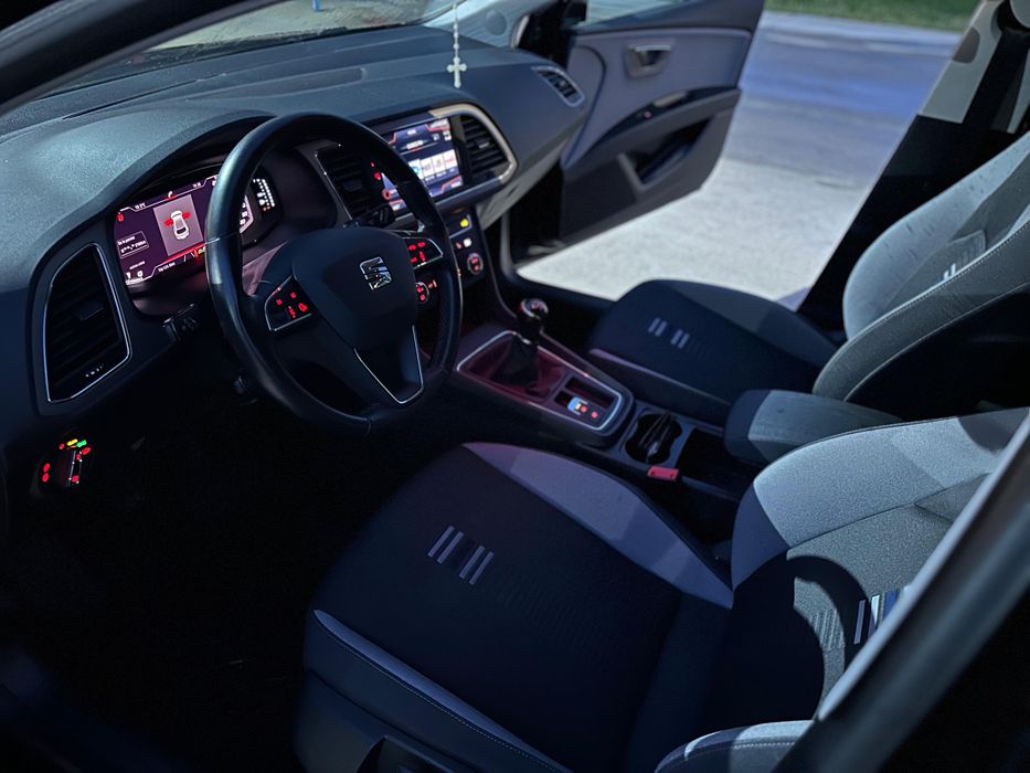 SEAT Leon 2020 — imagine 4