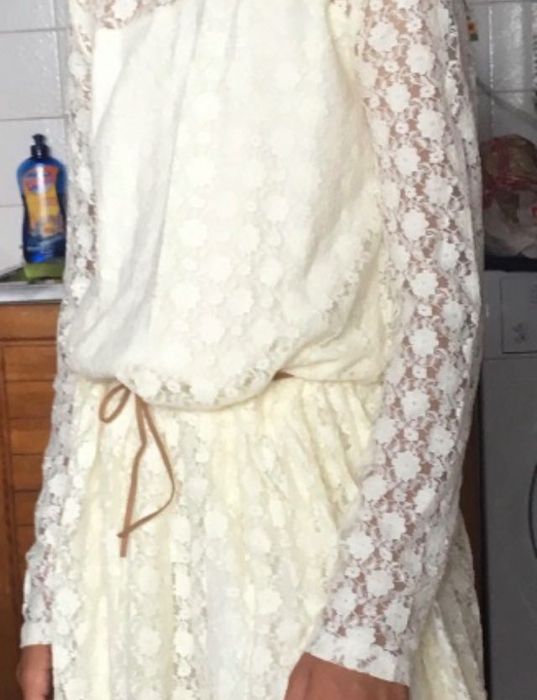 Детска дантелена рокля