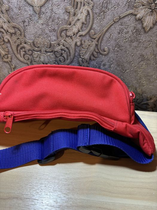 Поясная сумка