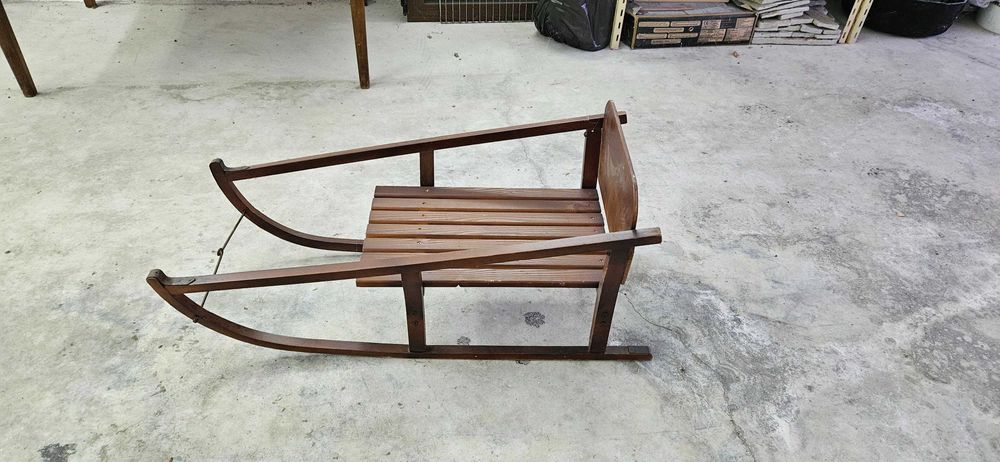 Продавам стара шейна