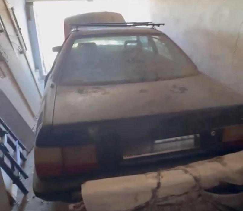 Синия Audi, для сельхоз работ