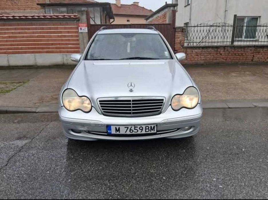 Мерцедес C240 2.6 Бензин 2003 г
