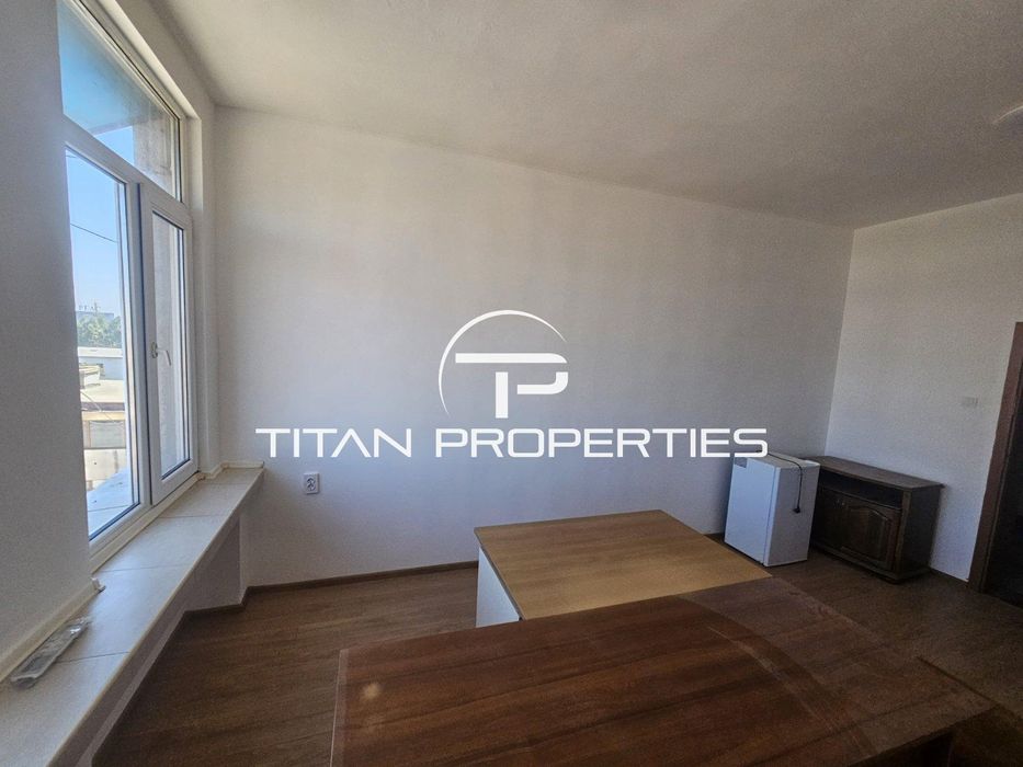 Дава се под наем Офис в Бургас, Възраждане - 20 кв.м за 149.43 € - Снимка #1