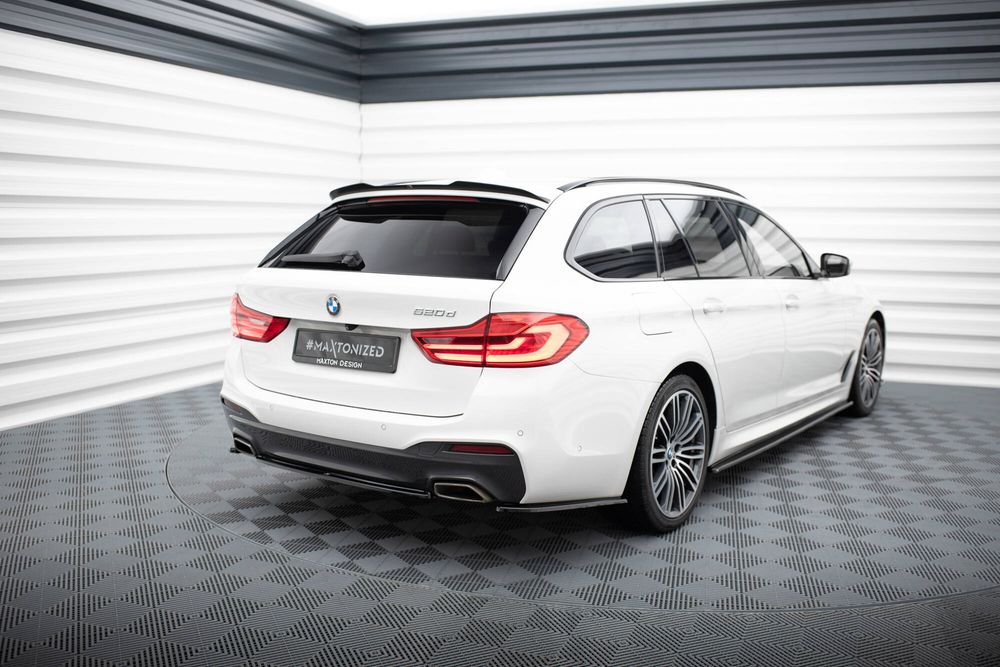 Добавки за задна броня Maxton design за BMW G30/G31 (2016-2020)