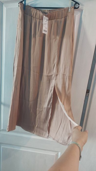 Нова пола Orsay, размер 42, гр. София